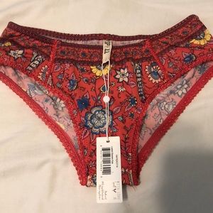 BNWT 🦄Spell lovebird bloomers L 🦄